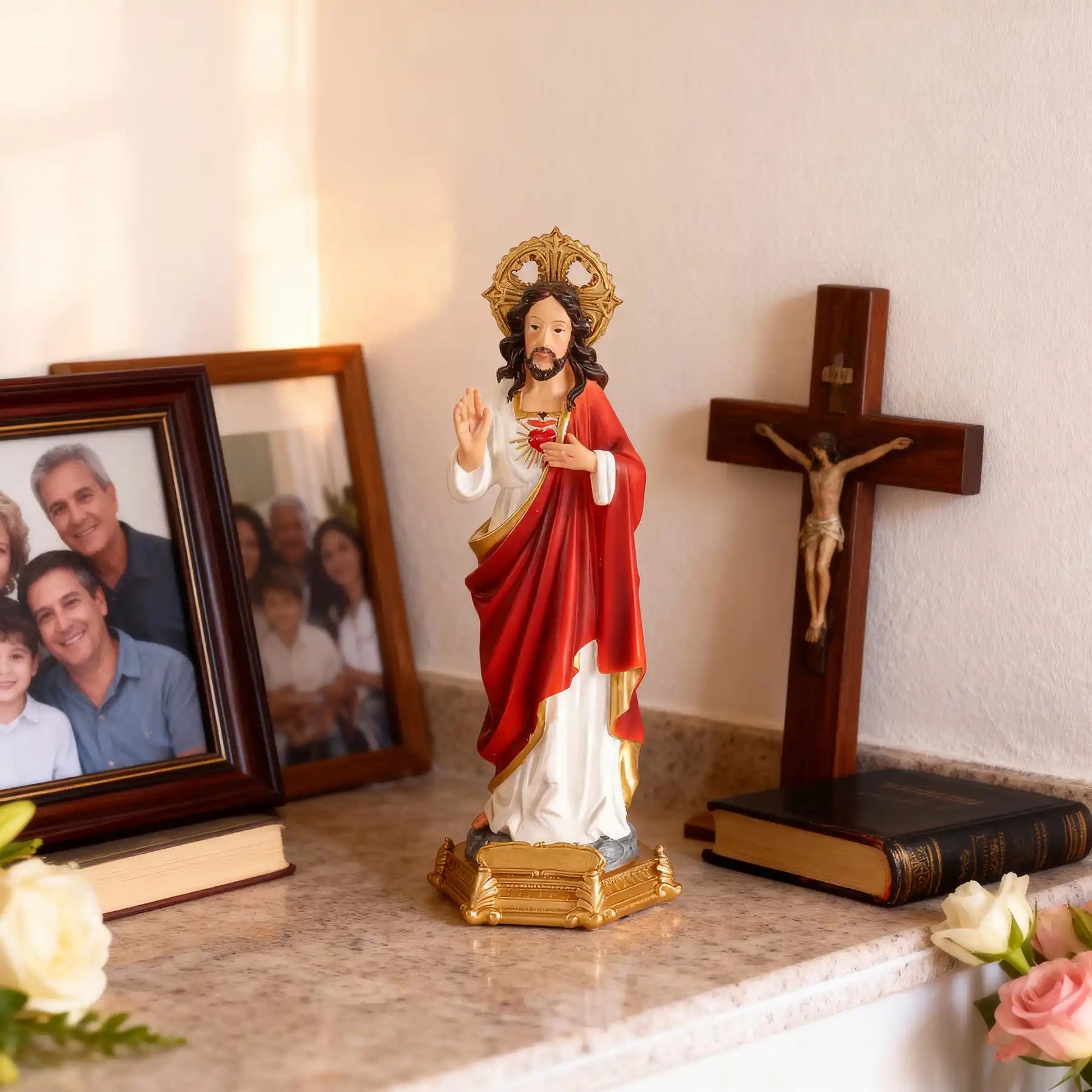 Sacred Heart of Jesus Statue 9" on table, Sagrado Corazon Figurin (display 9)